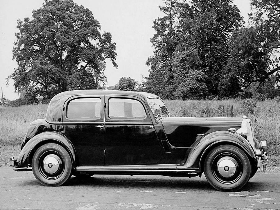 Rover 14 Saloon 1933 года  (фото 1 из 2)